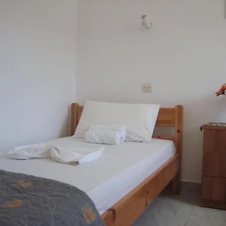 Apartman Kappatos & *